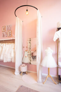 Lees meer over het artikel Exclusieve Bruidsmeisjesjurkjes winkel in Eindhoven