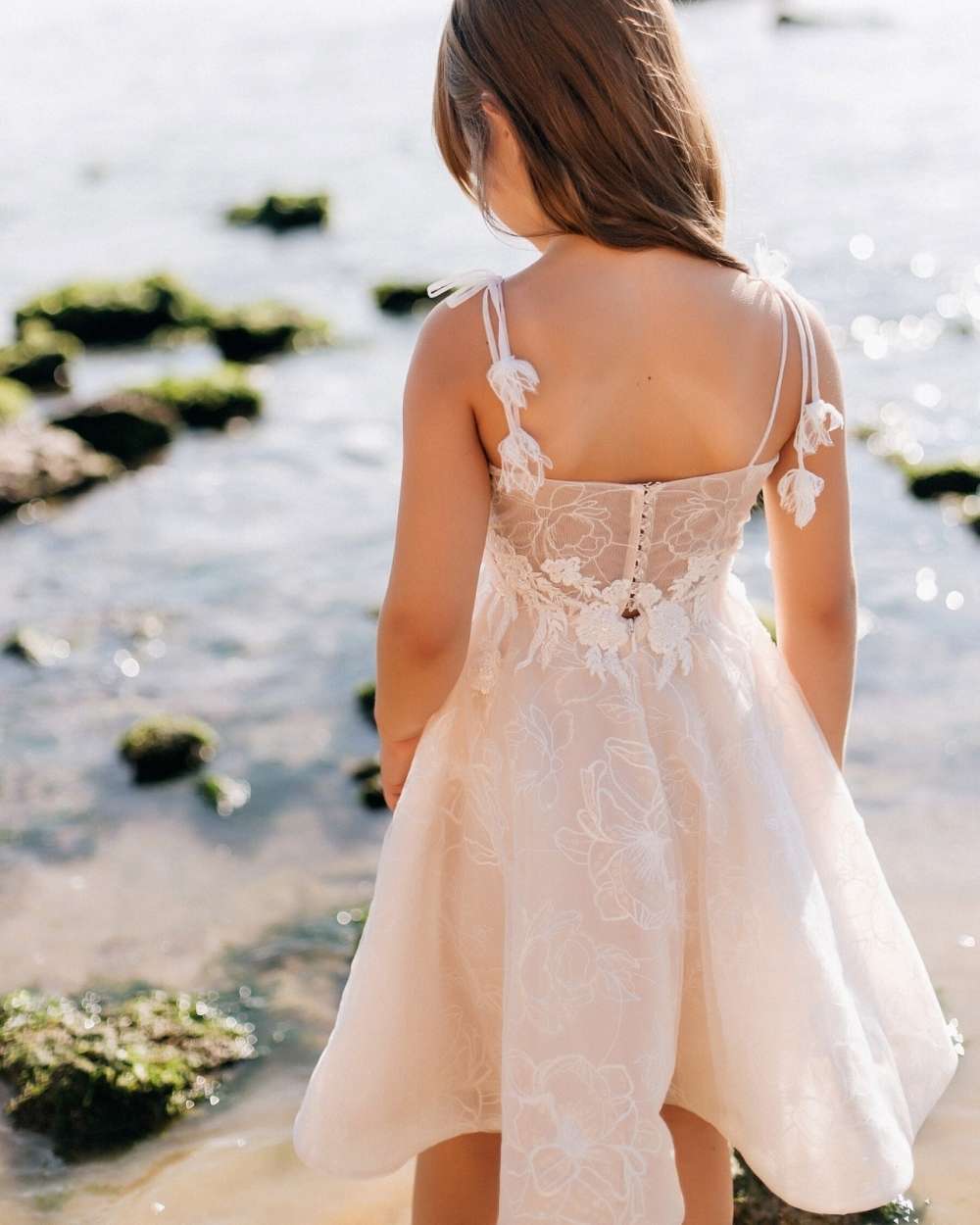 Beige en ivoor jurkje