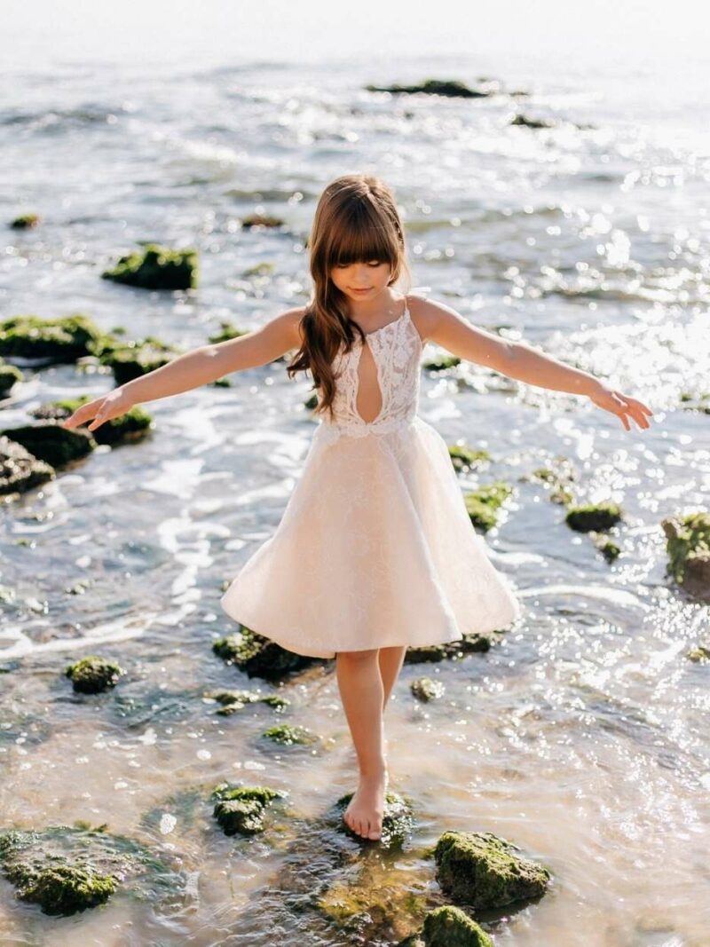 Kort jurkje van kant & tule – PL2044