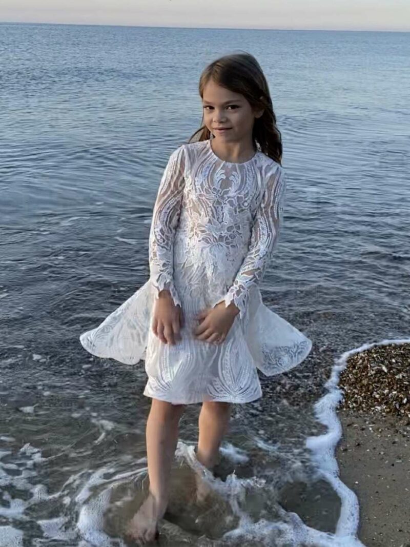 Kort jurkje met lange mouwen – PL2057