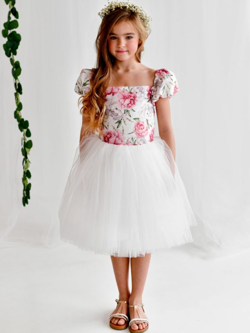 Jurkje met pofmouwen – Lotta