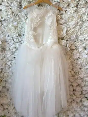 Kinderbruidsmeisje jurkje met blote rug – Gigi ivoor