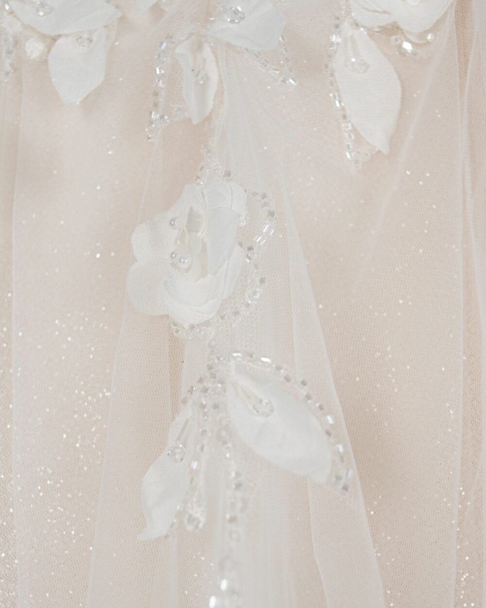 Detail van bruidsmeisjesjurk