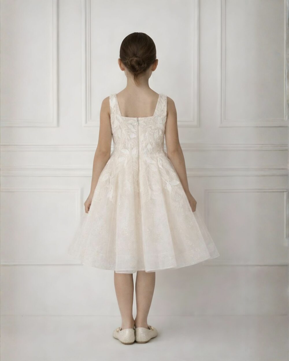 bruidsmeisje van de achterkant